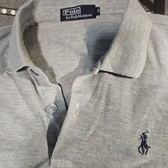 RALPH LAUREN POLO SHIRT MDEDIUM ,GREY. - Picture 2 of 3